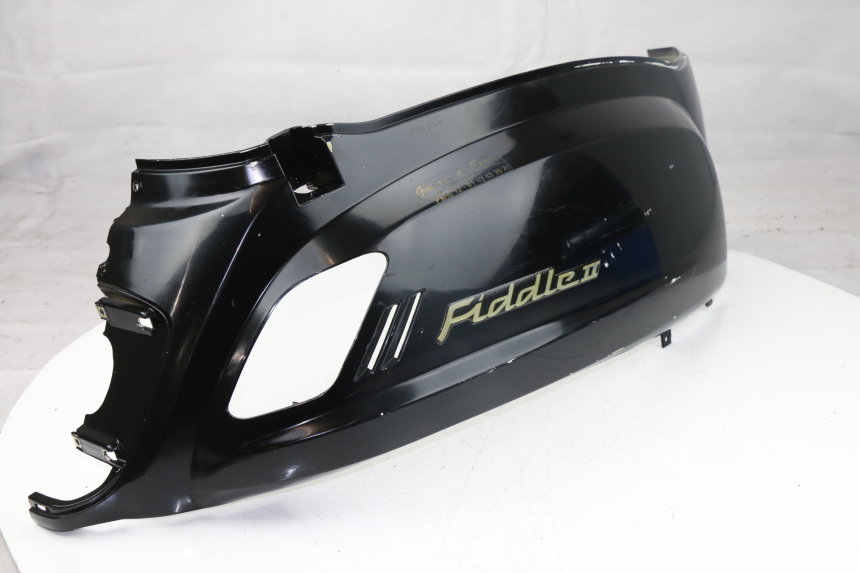 photo de REAR RIGHT PANEL SYM FIDDLE 125 (2008 - 2010)