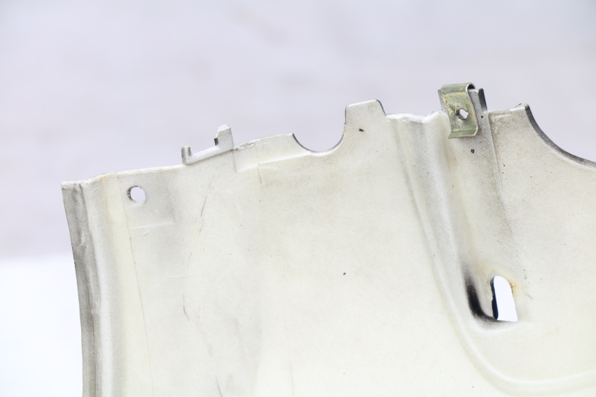 photo de REAR RIGHT PANEL SYM FIDDLE 125 (2008 - 2010)