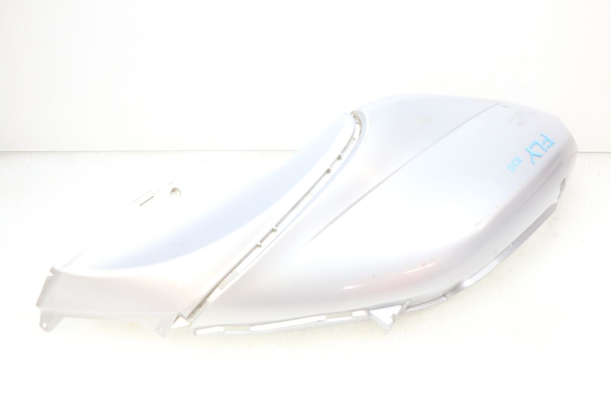 photo de RIGHT REAR SIDE PANEL PIAGGIO FLY 100 (2006 - 2010)