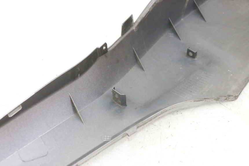 photo de REAR RIGHT PANEL HONDA FORZA ABS 300 (2013 - 2019)