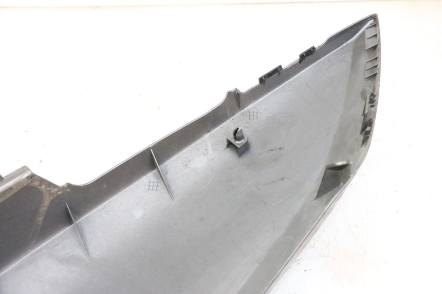 photo de REAR RIGHT PANEL HONDA FORZA ABS 300 (2013 - 2019)
