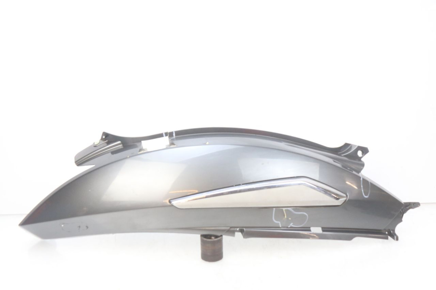 photo de RIGHT REAR SIDE PANEL PEUGEOT GEOPOLIS 400 (2007 - 2013)