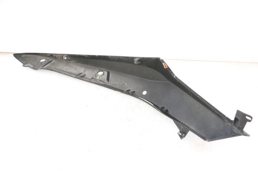photo de REAR RIGHT PANEL GILERA NEXUS 300 (2008 - 2013)