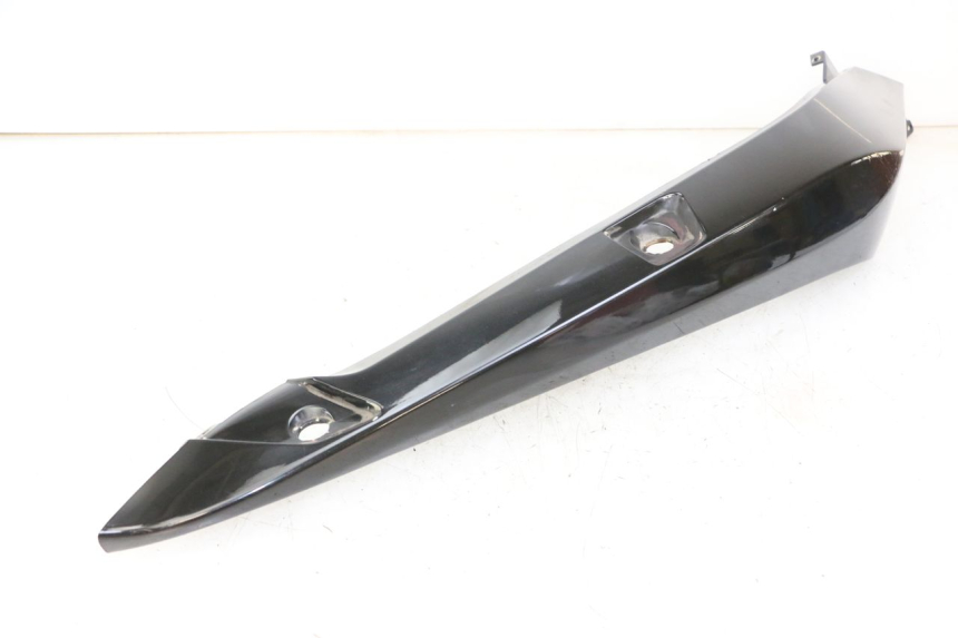 photo de REAR RIGHT PANEL GILERA NEXUS 300 (2008 - 2013)