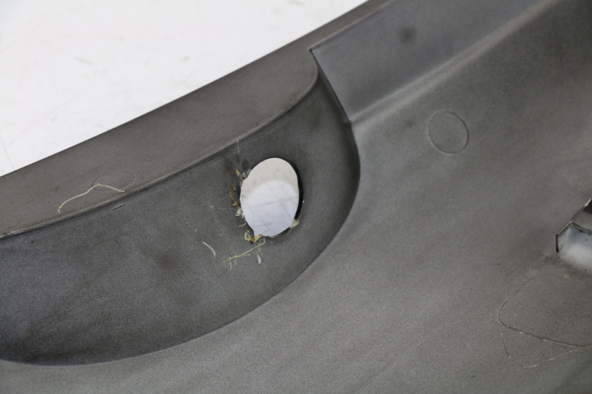 photo de REAR RIGHT PANEL KYMCO GRAND DINK 125 (2002 - 2007)