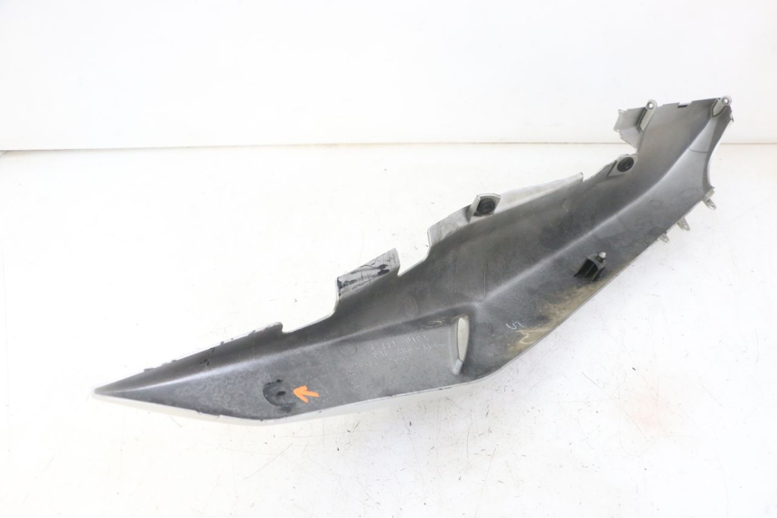 photo de REAR RIGHT PANEL SUZUKI GS GSE 500 (2001 - 2003)