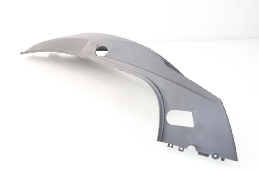 photo de REAR RIGHT PANEL SYM GTS EFI ABS 125 (2012 - 2016)