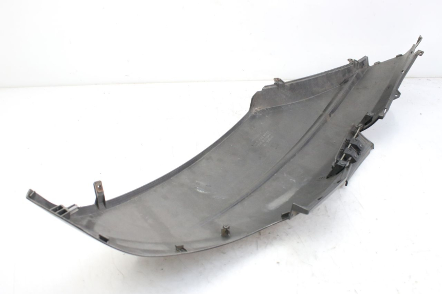 photo de RIGHT REAR SIDE PANEL HONDA FES S-WING SWING ABS 125 (2007 - 2015)