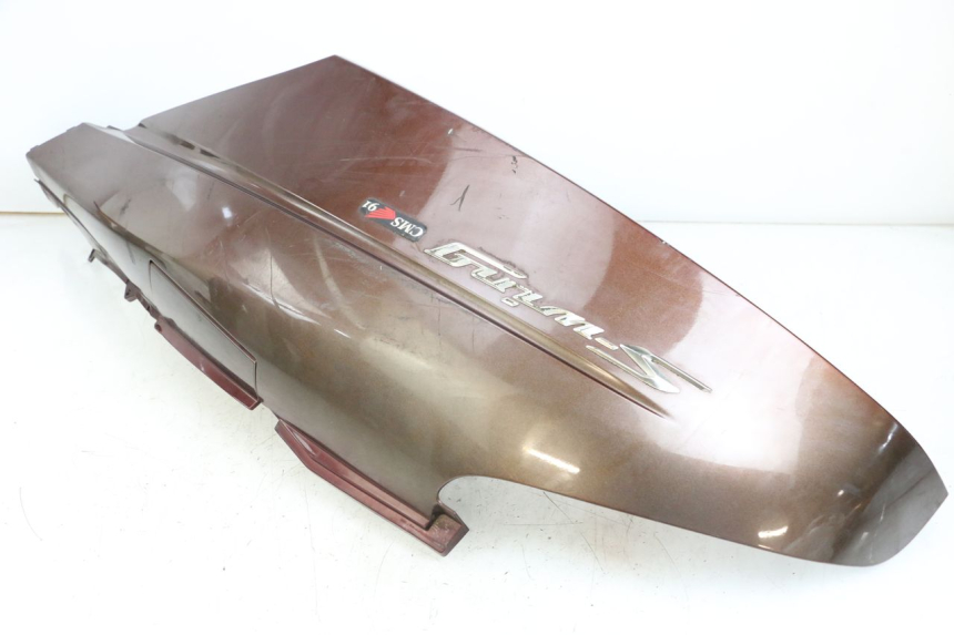 photo de RIGHT REAR SIDE PANEL HONDA FES S-WING SWING ABS 125 (2007 - 2015)