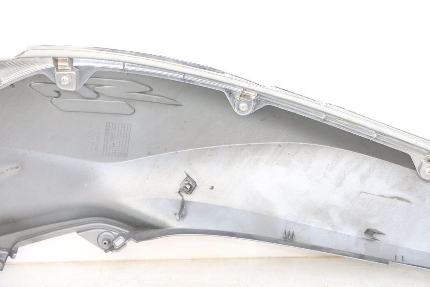 photo de REAR RIGHT PANEL HONDA SH i 300 (2015 - 2020)