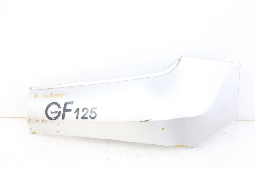 photo de REAR RIGHT PANEL HYOSUNG GF 125 (2001 - 2005)