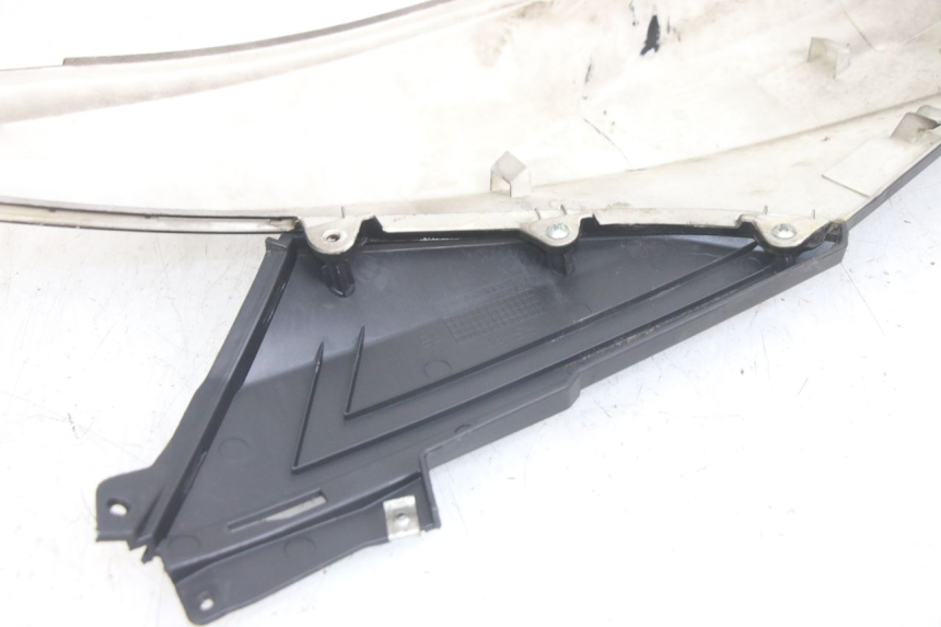 photo de RIGHT REAR SIDE PANEL JM MOTORS EVOLIS 4T 50 (2018 - 2022)