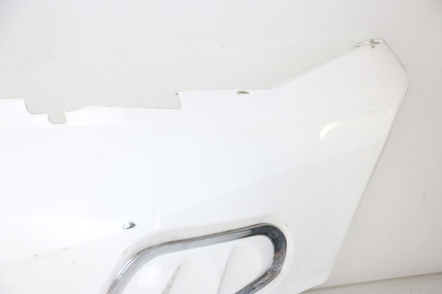 photo de RIGHT REAR SIDE PANEL JONWAY AZTRAL 125 (2008 - 2017)