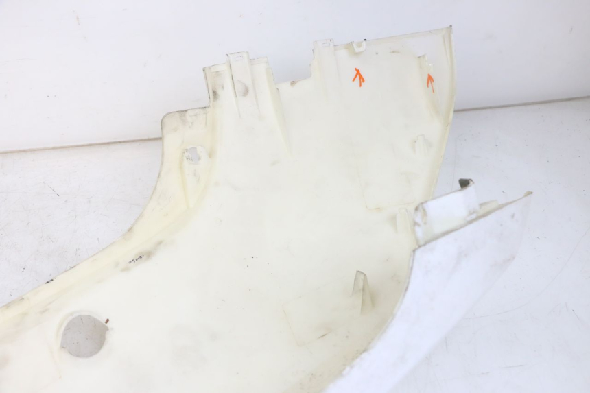 photo de RIGHT REAR SIDE PANEL JONWAY AZTRAL 125 (2008 - 2017)
