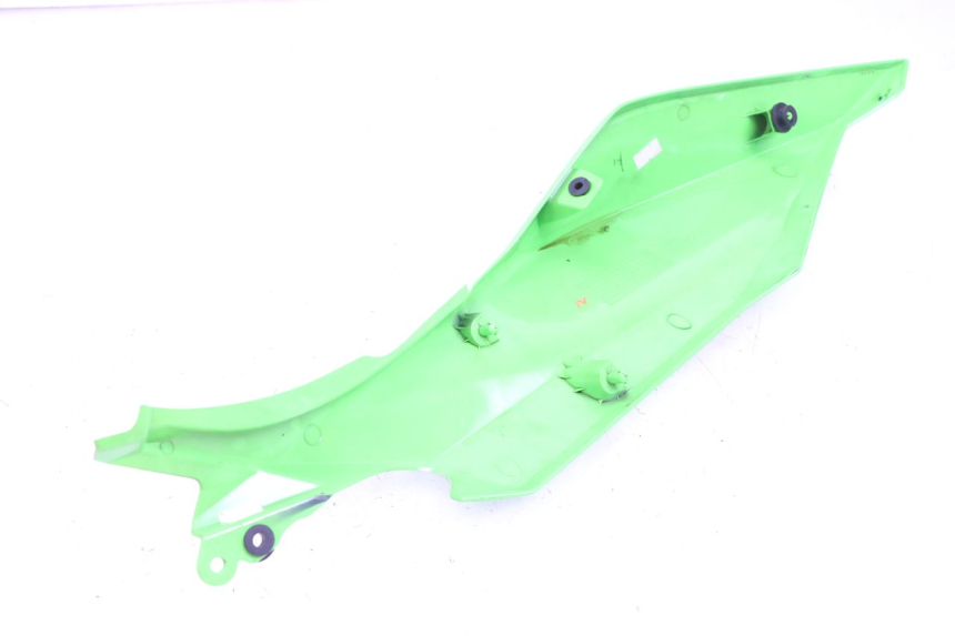 photo de REAR RIGHT PANEL KAWASAKI NINJA 400 (2018 - 2023)