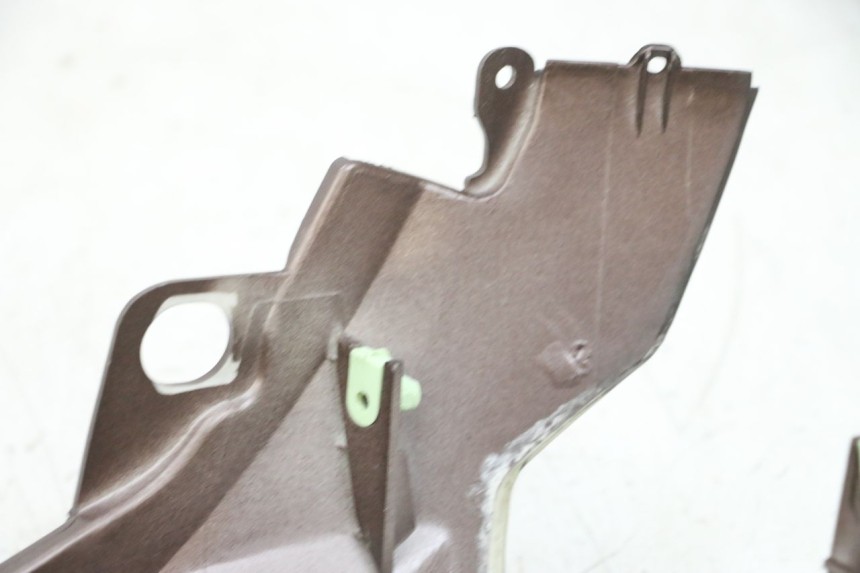 photo de REAR RIGHT PANEL PEUGEOT KISBEE 2T 50 (2010 - 2017) - Markings and original references