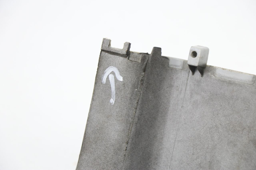 photo de RIGHT REAR SIDE PANEL KYMCO AGILITY 4T 50 (2005 - 2018)