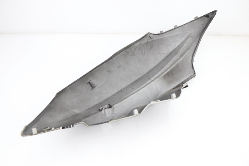 photo de RIGHT REAR SIDE PANEL KYMCO AGILITY 4T 50 (2005 - 2018)