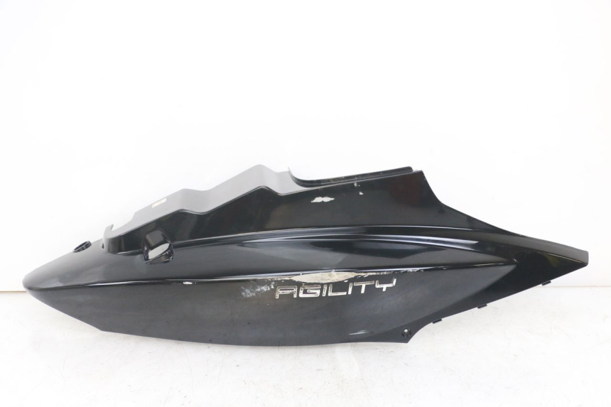 photo de RIGHT REAR SIDE PANEL KYMCO AGILITY 4T 50 (2018 - 2022)