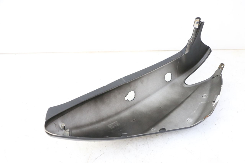 photo de REAR RIGHT PANEL MBK OVETTO ONE 2T 50 (2013 - 2017)