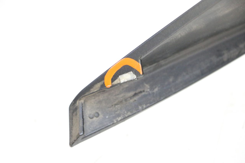 photo de REAR RIGHT PANEL PIAGGIO MP3 HPE 350 (2018 - 2020) - Checked used part