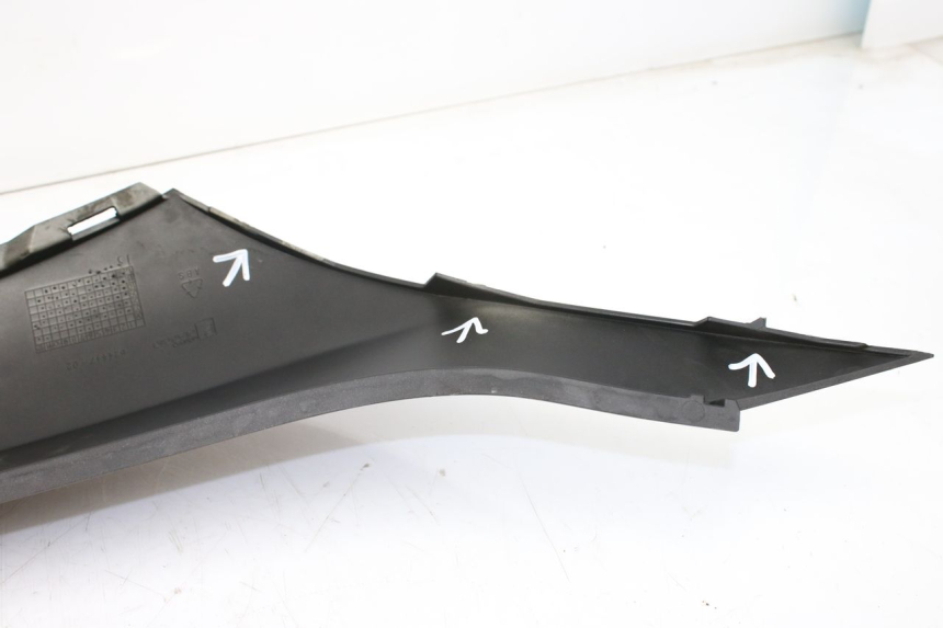 photo de RIGHT REAR SIDE PANEL PIAGGIO MP3 LT 300 (2010 - 2016)