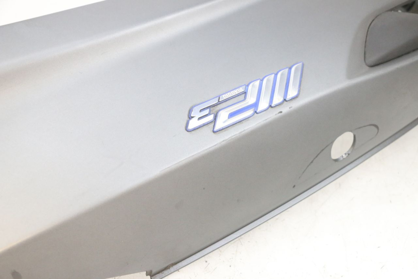 photo de REAR RIGHT PANEL PIAGGIO MP3 500 (2016 - 2018) - Checked used part