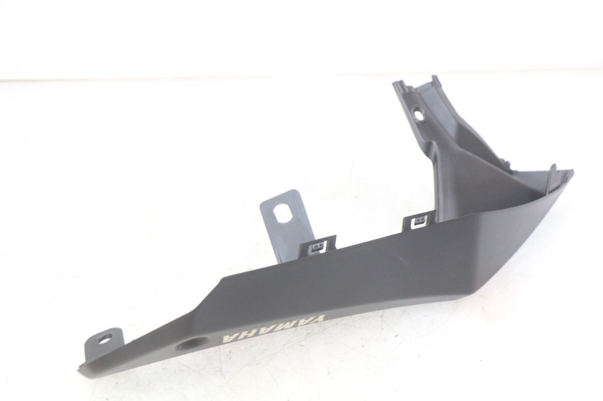 photo de RIGHT REAR SIDE PANEL YAMAHA MT ABS 125 (2014 - 2018)