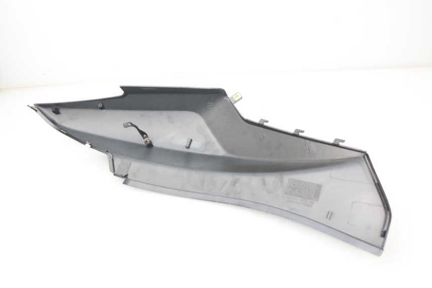 photo de REAR RIGHT PANEL SYM ORBIT 2 50 (2008 - 2014)