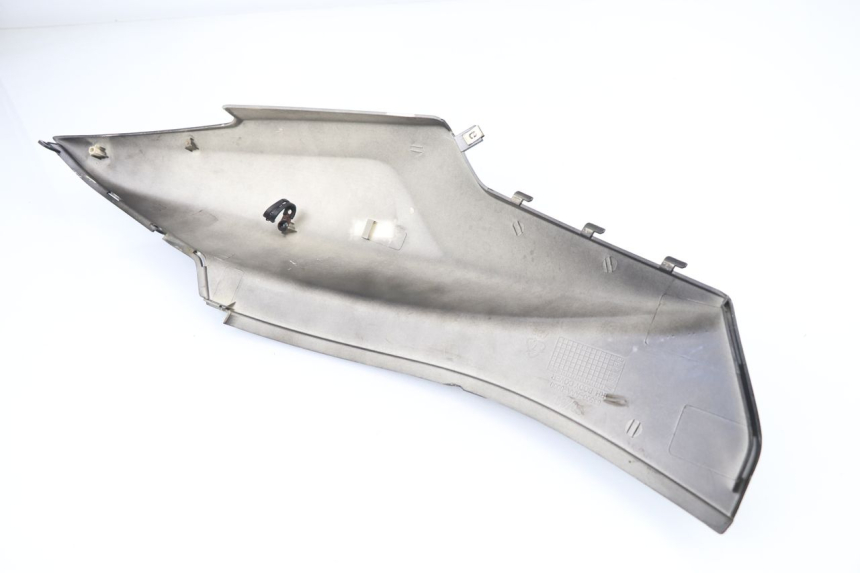 photo de REAR RIGHT PANEL SYM ORBIT 50 (2008 - 2010)