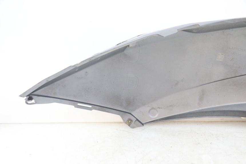 photo de RIGHT REAR SIDE PANEL PEUGEOT SATELIS 125 (2006 - 2009)