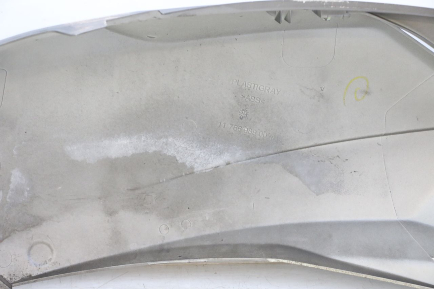 photo de RIGHT REAR SIDE PANEL PEUGEOT SATELIS 125 (2010 - 2012)