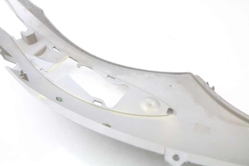 photo de REAR RIGHT PANEL PIAGGIO BEVERLY 125 (2001 - 2004)