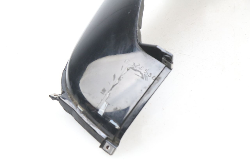 photo de REAR RIGHT PANEL PIAGGIO BEVERLY 125 (2001 - 2004)