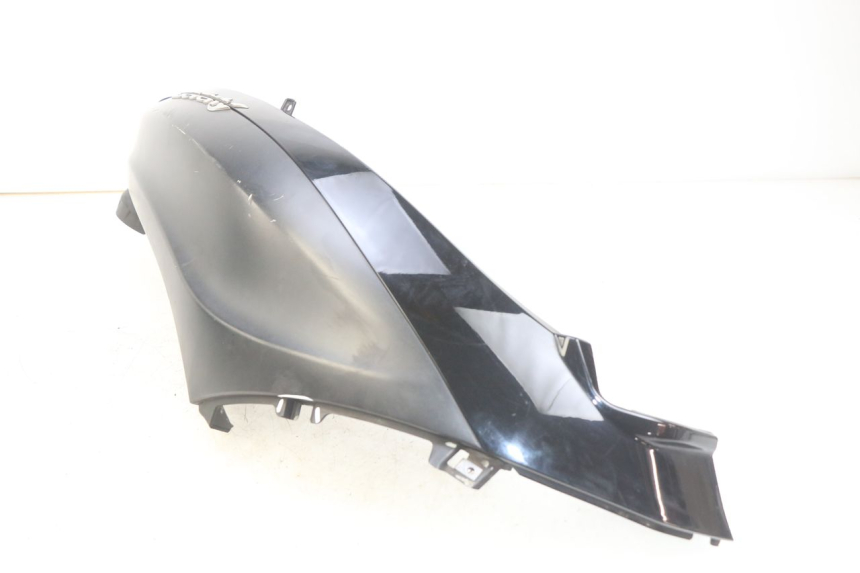photo de RIGHT REAR SIDE PANEL PIAGGIO BEVERLY 125 (2010 - 2015)