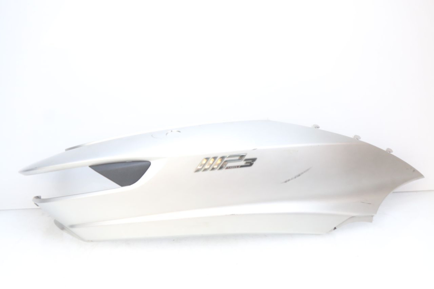 photo de RIGHT REAR SIDE PANEL PIAGGIO MP3 500 (2014 - 2016)