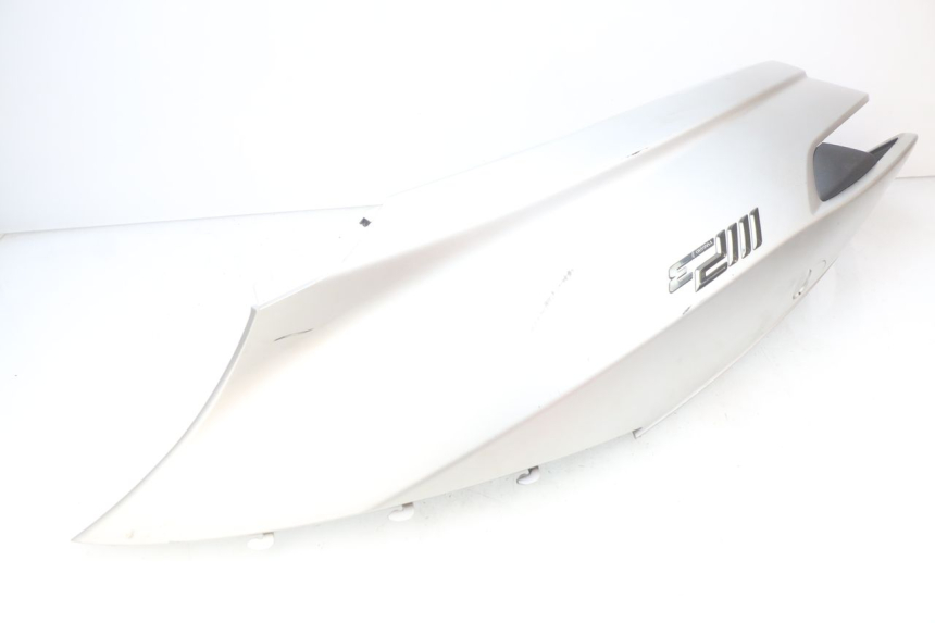 photo de RIGHT REAR SIDE PANEL PIAGGIO MP3 500 (2014 - 2016)