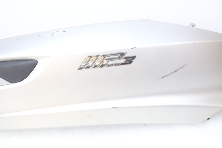 photo de RIGHT REAR SIDE PANEL PIAGGIO MP3 500 (2014 - 2016)