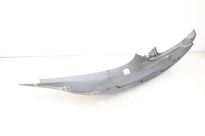 photo de REAR RIGHT PANEL PIAGGIO MP3 500 (2011 - 2015)