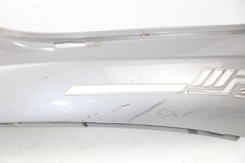 photo de REAR RIGHT PANEL PIAGGIO MP3 LT 400 (2007 - 2012)