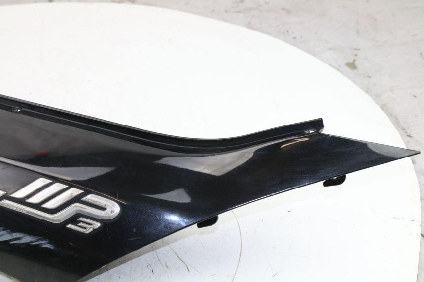 photo de REAR RIGHT PANEL PIAGGIO MP3 LT 400 (2007 - 2012)