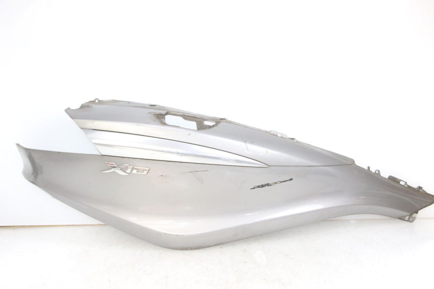 photo de REAR RIGHT PANEL PIAGGIO X10 125 (2012 - 2017)