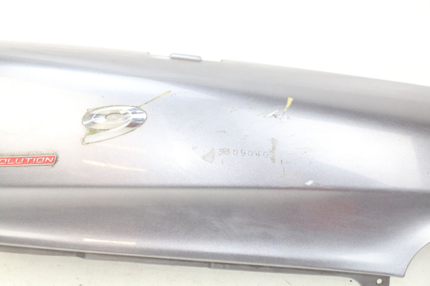 photo de RIGHT REAR SIDE PANEL PIAGGIO X9 EVOLUTION 125 (2003 - 2007)