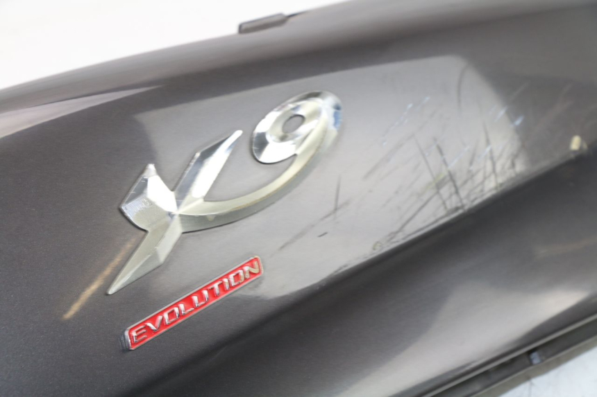 photo de RIGHT REAR SIDE PANEL PIAGGIO X9 EVOLUTION 125 (2003 - 2007)