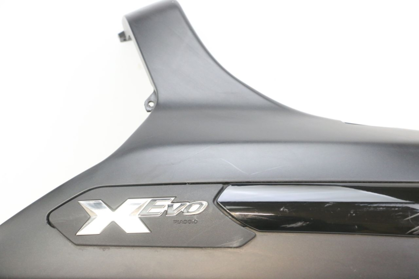 photo de RIGHT REAR SIDE PANEL PIAGGIO XEVO - X EVO 125 (2007 - 2016)