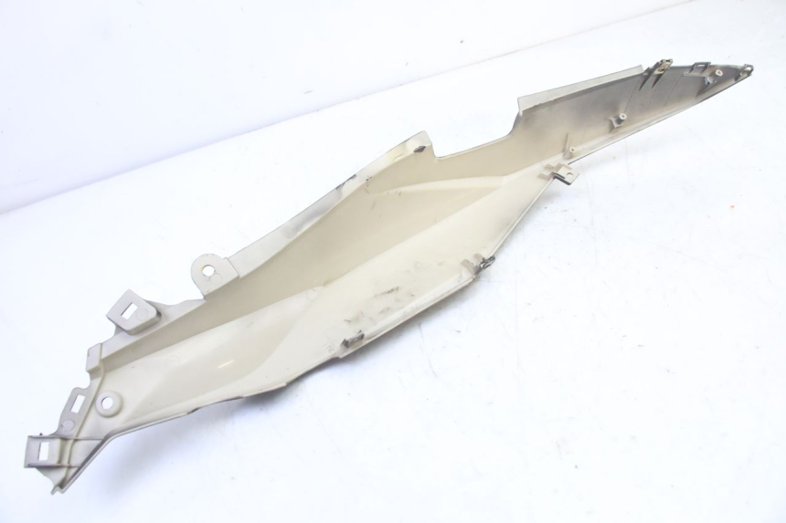 photo de RIGHT REAR PANEL MAG POWER R-STREET 50 (2016 - 2025)
