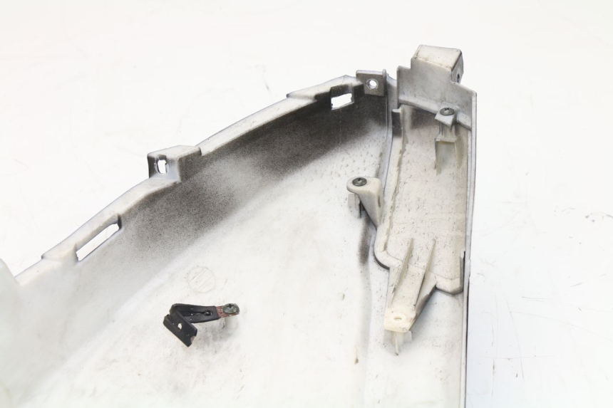 photo de REAR RIGHT PANEL S-RIDER CAPRI 2T 50 (2010 - 2017)