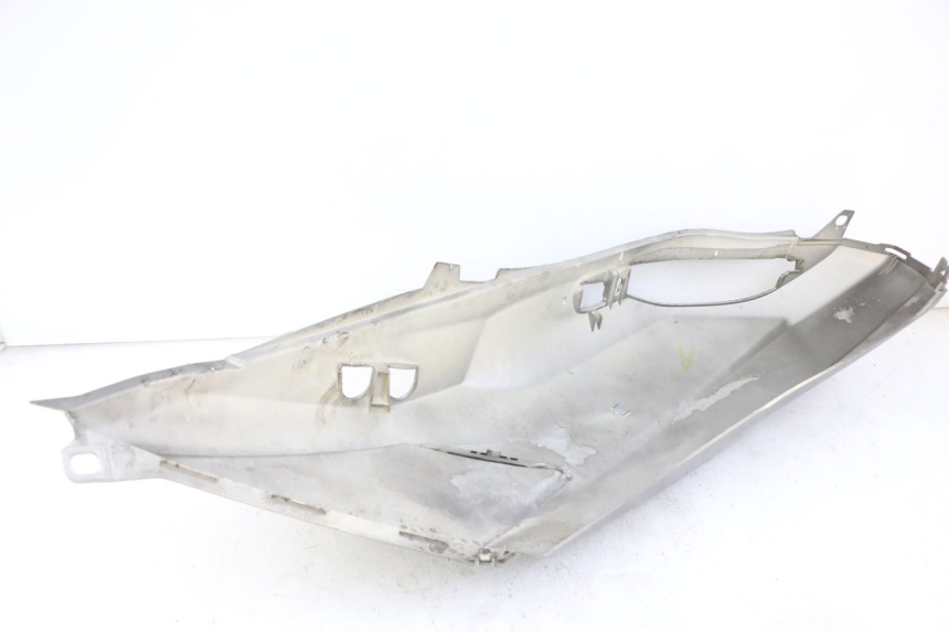 photo de REAR RIGHT PANEL PEUGEOT SATELIS 125 (2013 - 2018)
