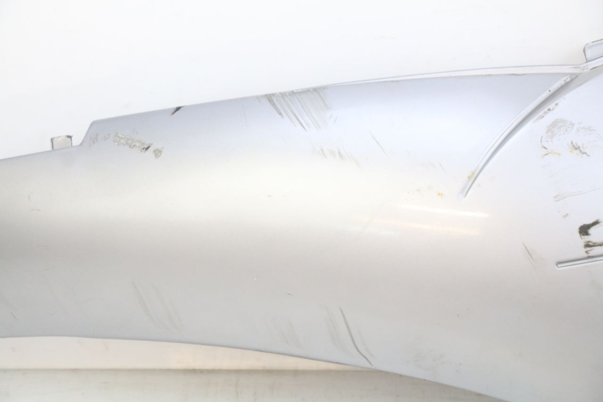photo de RIGHT REAR SIDE PANEL APRILIA SCARABEO LIGHT 125 (2007 - 2011)