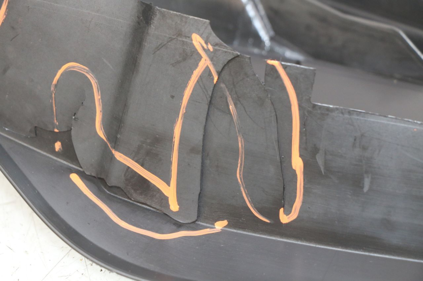 photo de RIGHT REAR SIDE PANEL SHERCO SM-R 50 (2018 - 2021)